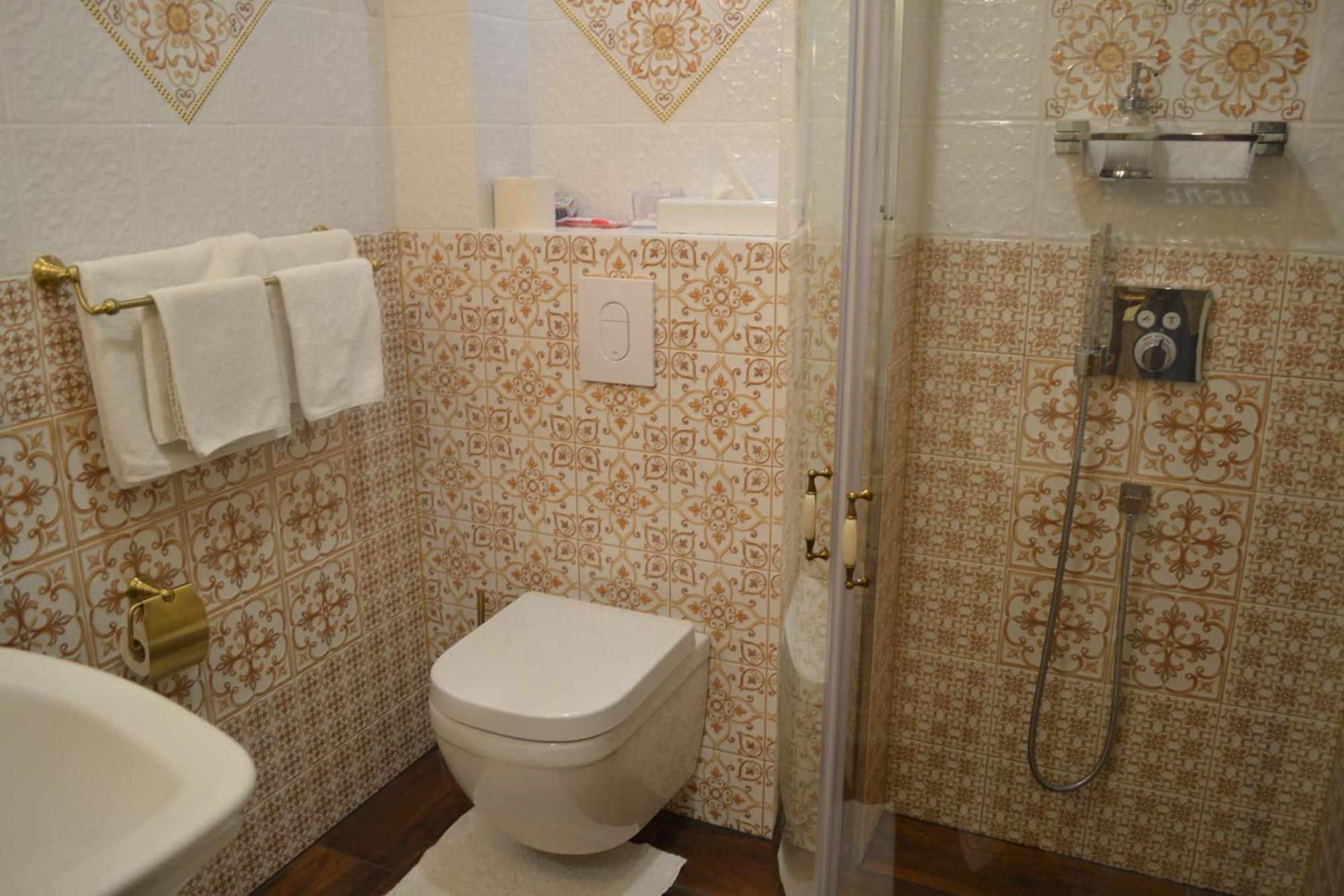 Hotel Alex Maja Pärnu Zimmer foto